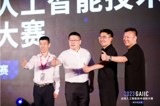 云图片
