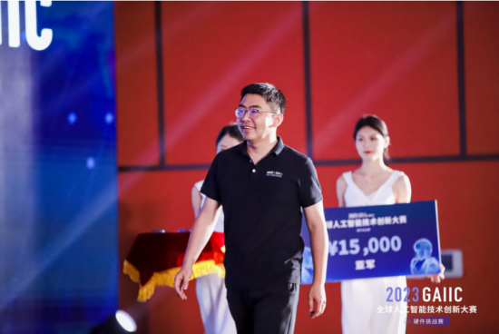 云图片